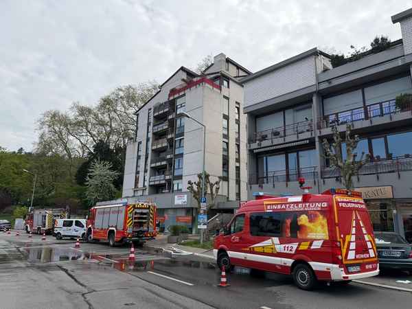 FW Weinheim: Feuerwehr Weinheim im Einsatz bei Wasserschaden in der Grundelbachstraße