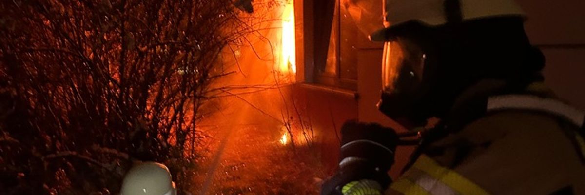 FW-HAAN: Grundschule Bollenberg: Brand zerstört Teile des Verwaltungsbereichs
