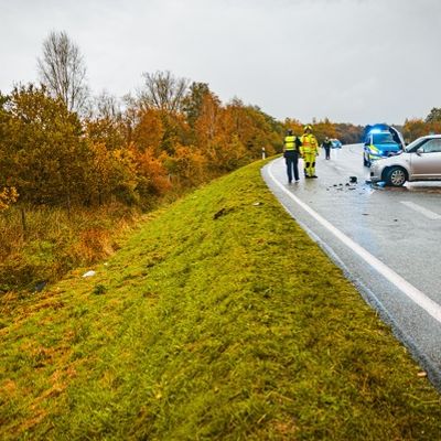 FW Gronau: Verkehrsunfall mit zwei Verletzten auf der B54 Richtung Niederlande