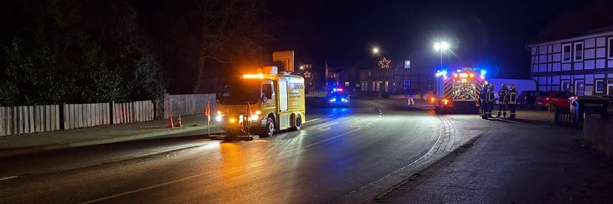 FW Flotwedel: Ölspur sorgt für langwierigen Einsatz in Wienhausen