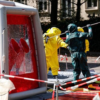 FW-MK: Ammoniakaustritt sorgt für Massenanfall von Verletzten am Reiterweg