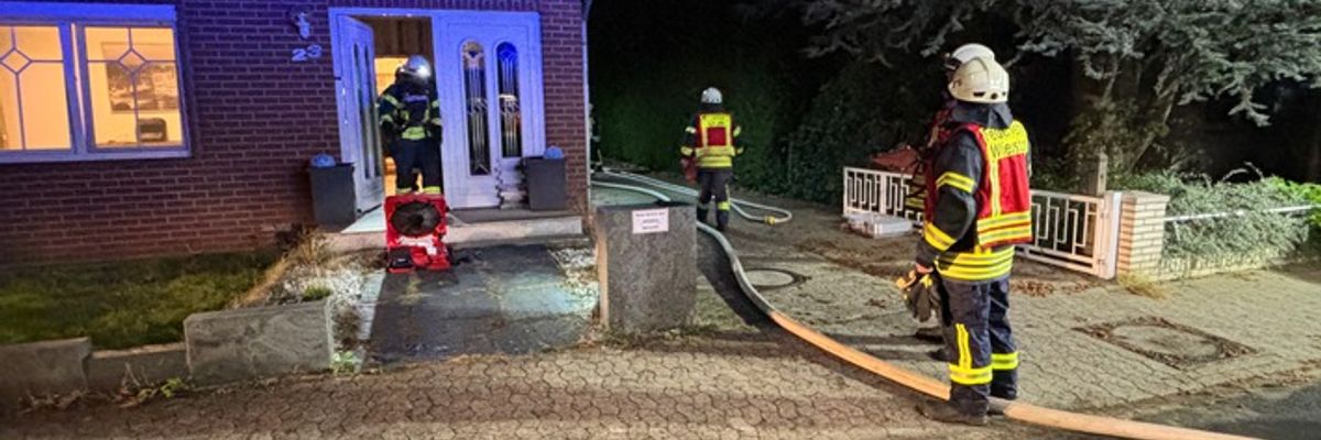 FW-ROW: Küchenbrand in Zeven: Feuerwehr kann schlimmeres verhindern
