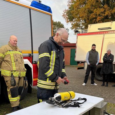 FW-OLL: Ein besonderer Sonntagmorgen bei der Feuerwehr Großenkneten
