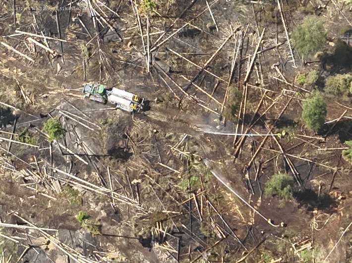 FW Kreis Soest: Vierte Folgemeldung zum Waldbrand am Möhnesee