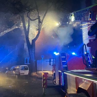 FW-GE: Vollbrand eines leerstehenden Gebäudes