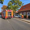 FW Lehrte: Verkehrsunfall - Pkw prallt gegen Hauswand Immensen