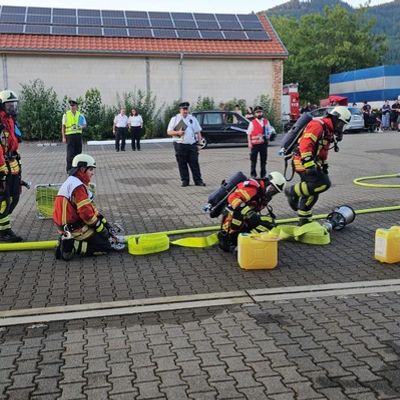 Feuerwehr Weil: Pressemitteilung Feuerwehr Weil am Rhein: Erfolgreiche Teilnahme an den Leistungsabzeichen in Bronze und Gold