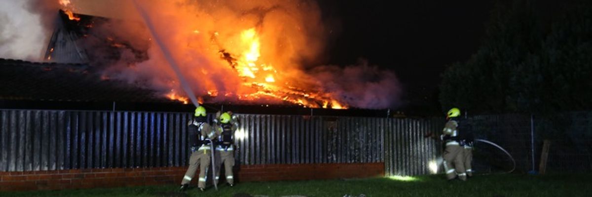 FW Gronau: Scheunenbrand in Epe - eine Unruhige Silvesternacht für die Feuerwehr Gronau