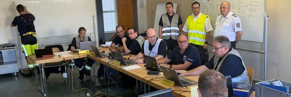 FW Speyer: Landesweiter Übungstag: Rund 90 Einsatzkräfte erproben Zusammenarbeit und Führungsstrukturen