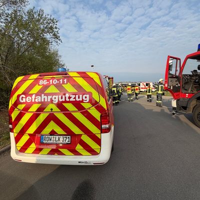 FW-ROW: Gefahrguteinsatz im Postverteilzentrum Zeven