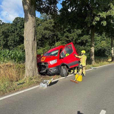 FW Alpen: Verkehrsunfall mit einer verletzten Person