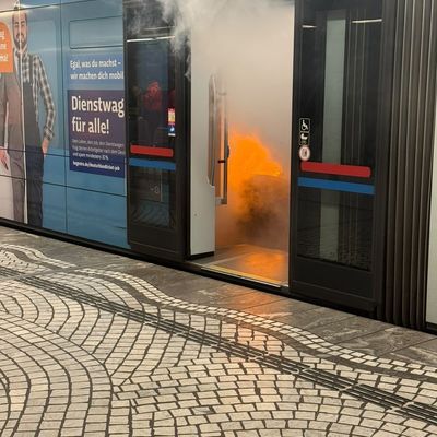FW-GE: Vollübung der Feuerwehr Gelsenkirchen: Brand im U-Bahnbereich realitätsnah geprobt