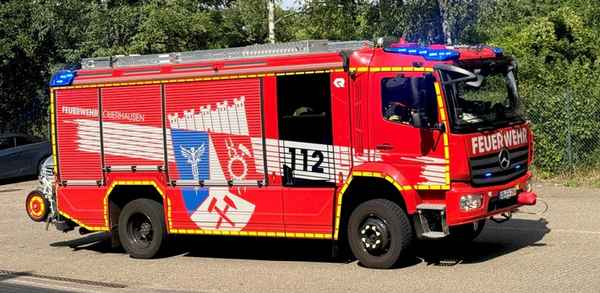 FW-OB: Drei Verletzte bei schwerem Verkehrsunfall auf der BAB A3