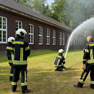 FW-AUR: Auricher Atemschutzgeräteträger absolvieren intensiven Fortbildungssonnabend