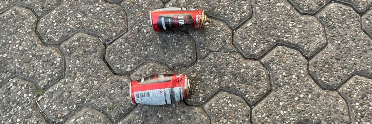 FW Alpen: Spraydosen brannten