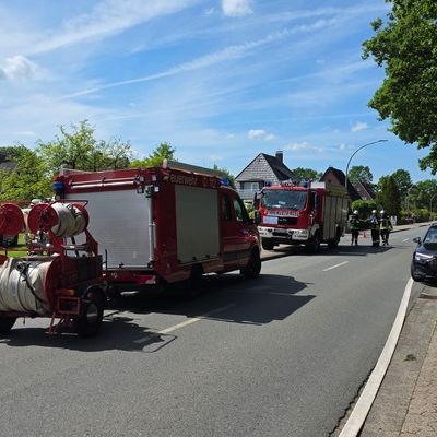 FW-ROW: Brand im Dachbereich eines Einfamilienhauses in Gnarrenburg