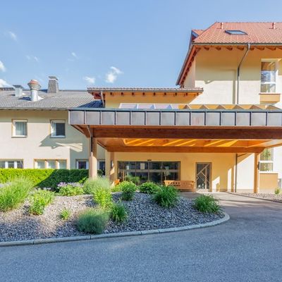 FWV BW: 70 Jahre Feuerwehrhotel Sank Florian am Titisee Ein Ort der Erholung für Feuerwehrleute und ihre Familien
