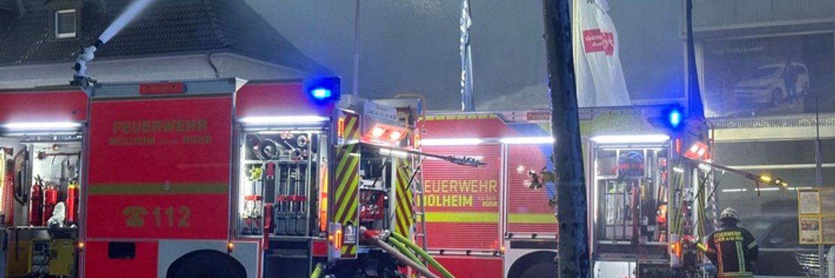 FW-MH: Zweite Folgemeldung zum Großbrand an der Kölner Straße