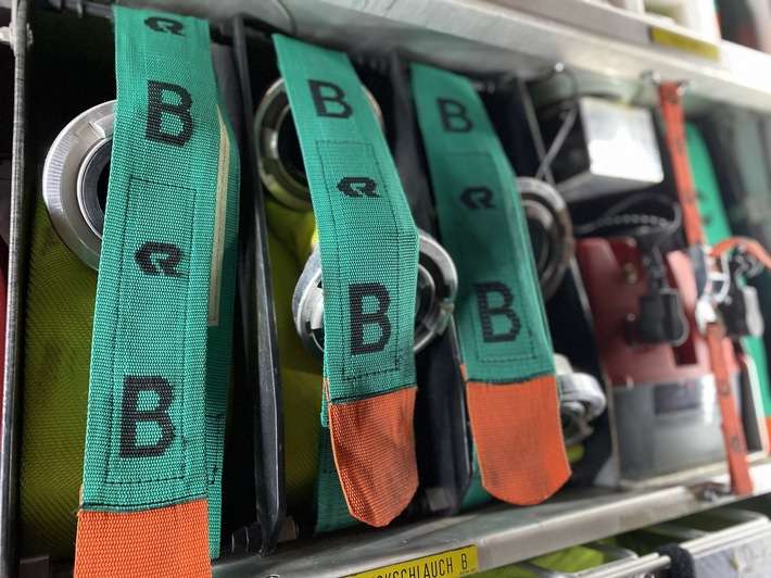 FW Alpen: Müllbrand