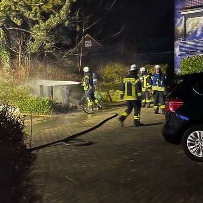 FW Ense: 2 Einsätze für die Feuerwehr Ense - vergleichsweise ruhige Silvesternacht