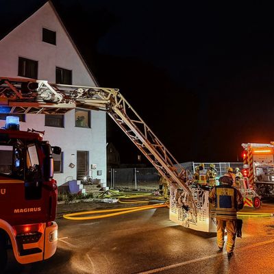 FW-DT: Gemeldeter Wohnungsbrand - Essen auf Herd verursacht starke Rauchentwicklung