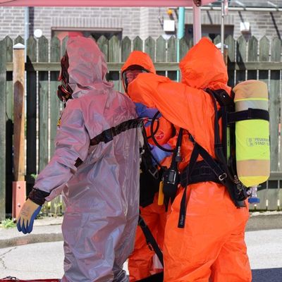 FW-Velbert: Umfangreicher Gefahrguteinsatz in Velbert-Mitte erfolgreich abgeschlossen