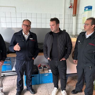 FW Düren: Daniel Walter MdB informiert sich über Feuerwehr und Rettungsdienst der Stadt Düren