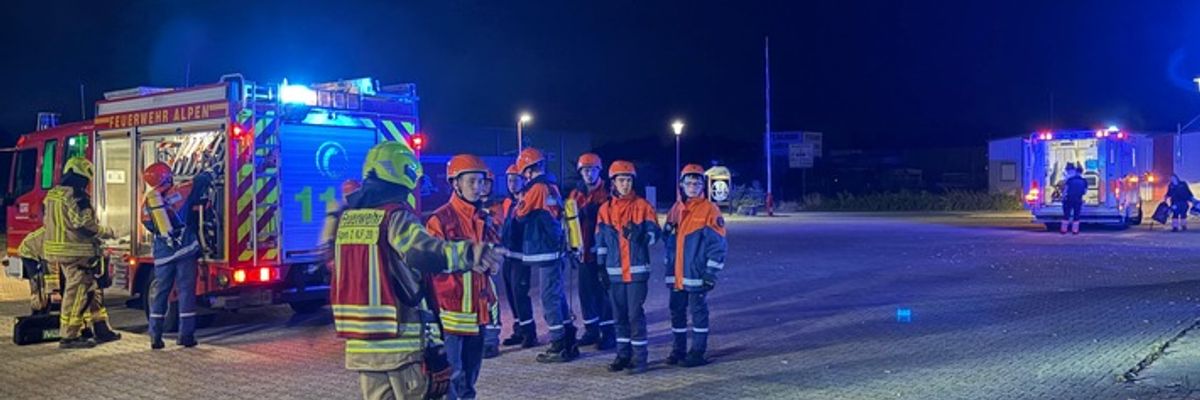 FW Alpen: 24 Stunden Übung der Jugendfeuerwehr Alpen