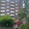 FW-NE: Küchenbrand im dritten Oberschoss eines Mehrfamilienhauses | Keine Verletzten
