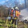 Feuerwehr Weil: Wohnwagen-Brand am Rheinufer