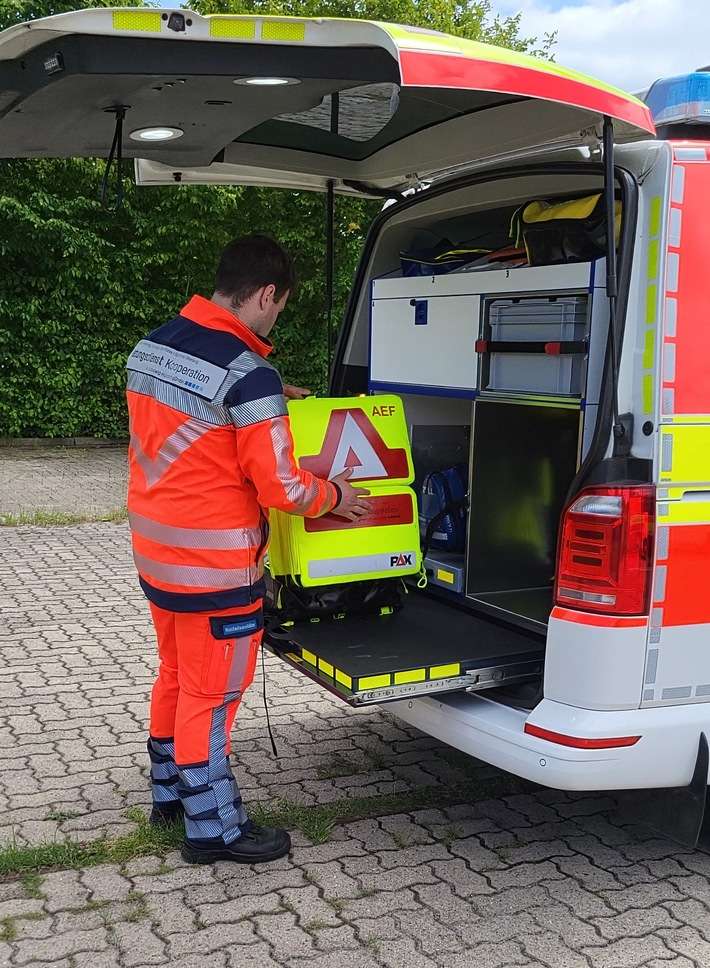 RKiSH: Rund 600 Einsätze im ersten Jahr - RKiSH erweitert Akut-Einsatzfahrzeug-Konzept Erfolgreiches Versorgungsmodell wird zusätzlich in Heide-Süd, Pinneberg, Kaltenkirchen und Nordoe eingeführt