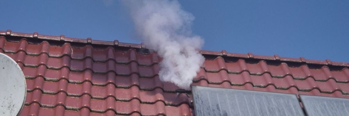 FW-AUR: Feuer an Solarmodul vermutet