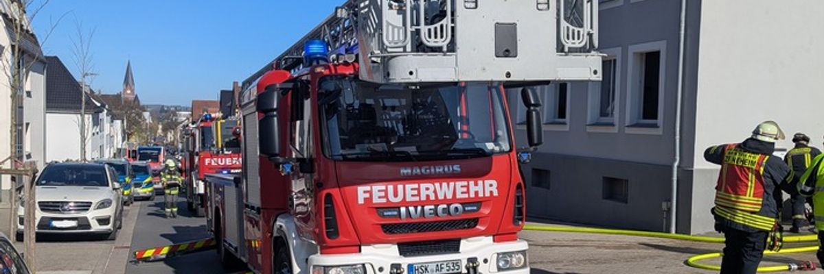 FW-AR: Rauchmelder und aufmerksamer Bewohner verhindern Schlimmeres