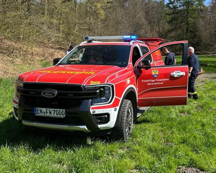FW-EN: Unfall im Wald - Aufwendige Rettung durch Feuerwehr und Rettungsdienst
