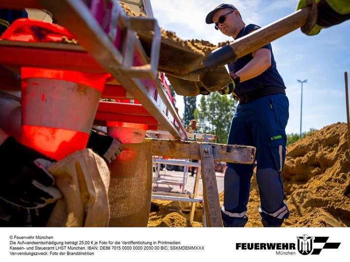 FW-M: Großübung stärkt Hochwasserschutz (München)