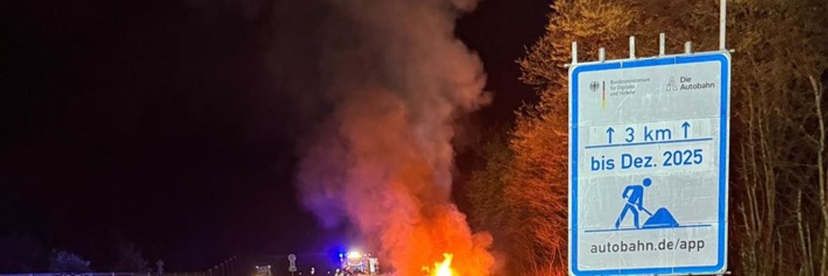 FW-EN: PKW-Brand auf Autobahn