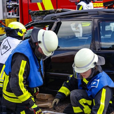 FW-EN: Erfolgreich abgeschlossene Grundausbildung Modul "Technische Hilfeleistung" der Feuerwehr Schwelm