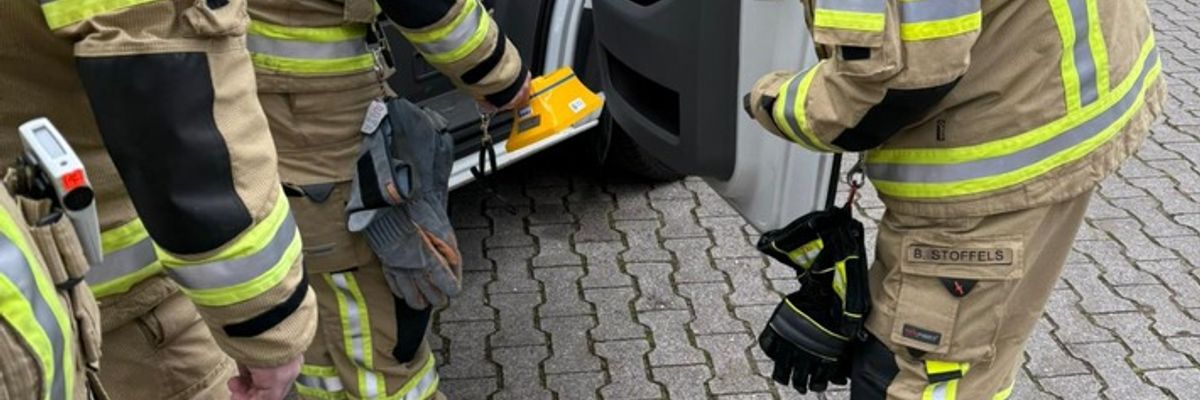 FW-KLE: CBRN-Zug auf Exkursion beim Forschungszentrum Jülich