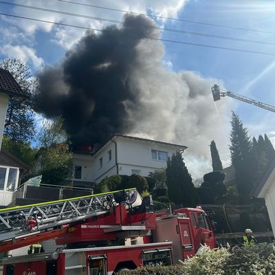FW-OE: Dachstuhlbrand in Meggen