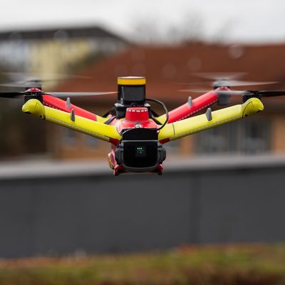 FW-M: Innovatives Pilotprojekt mit automatisierten Drohnen im Münchner Stadtgebiet