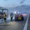 FW Weinheim: Feuerwehr Weinheim unterstützt bei LKW Brand auf der BAB5