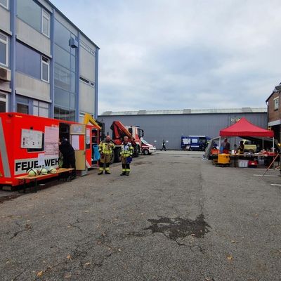 FW-EN: Hagener Straße zum Wochenstart wieder befahrbar - Intensiver Einsatz der Feuerwehr, des THW und der Hilfsorganisationen an der Hagener Str. in Gevelsberg nach 33 Stunden abgeschlossen