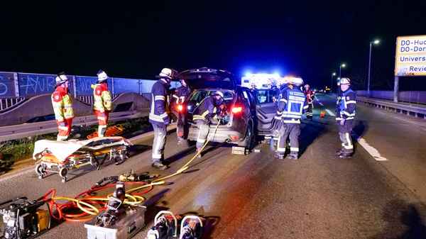 FW-DO: Verkehrsunfall auf der Mallinckrodtstraße führt zu Vollsperrung