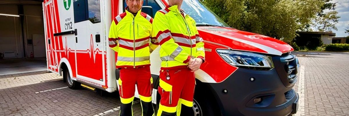 FW Dinslaken: Ein Jahr RTW Voerde 2 - starke Partnerschaft für die Region