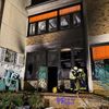 FW-Erkrath: Brand in einem leerstehenden Gewerbebetrieb löst umfangreichen Feuerwehreinsatz aus