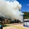 FW-BO: Gartenlaubenbrand in Hofstede verursacht weit sichtbare Rauchsäule