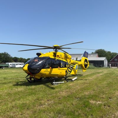 FW-AUR: Anspruchsvoller Rettungseinsatz nach Verkehrsunfall