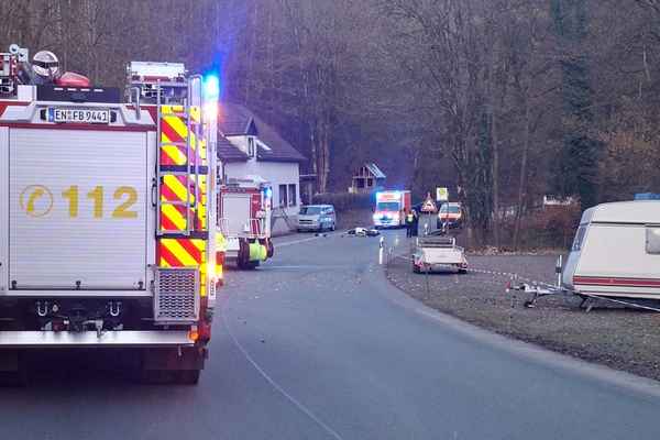 FW-EN: Verkehrsunfall L701 mit Landeplatzsicherung für Rettungshubschrauber