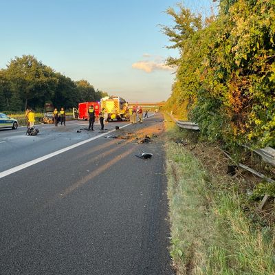 FW Lehrte: Schwerer Unfall auf der A2 zwischen Lehrte und Hämelerwald