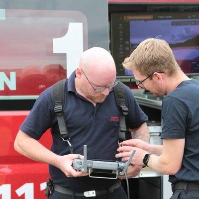 FW-AR: Investition in moderne Technik- Arnsberger Feuerwehr stellt moderne Drohne in den Dienst